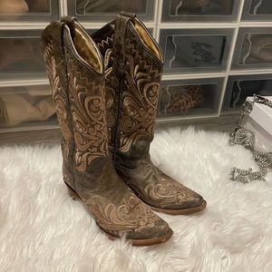 Circle G boots sz 6. Fits small